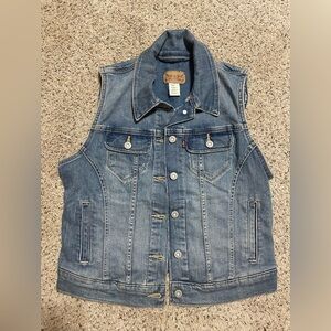 Levi’s Jean Vest